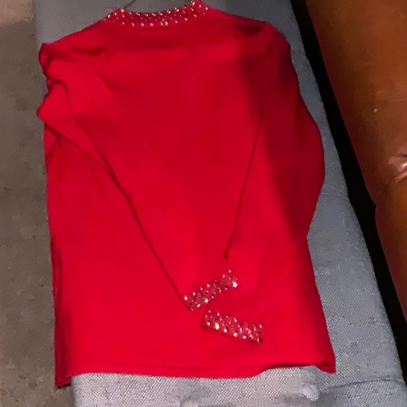 Woman’s studded Belldini Sweater ( Never Worn ) - Picture 5 of 10